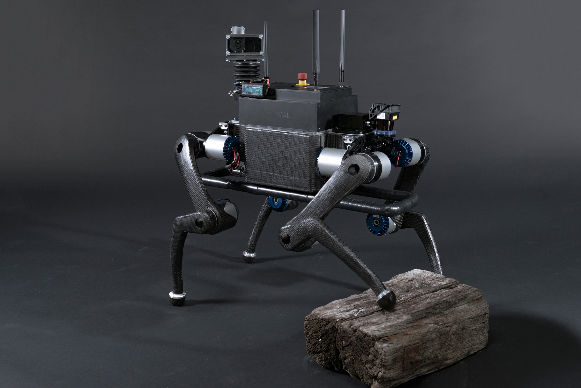Шагающая камера. Современные роботы. Роботы и робототехника. Высокотехнологичный робот. Системы передвижения роботов.